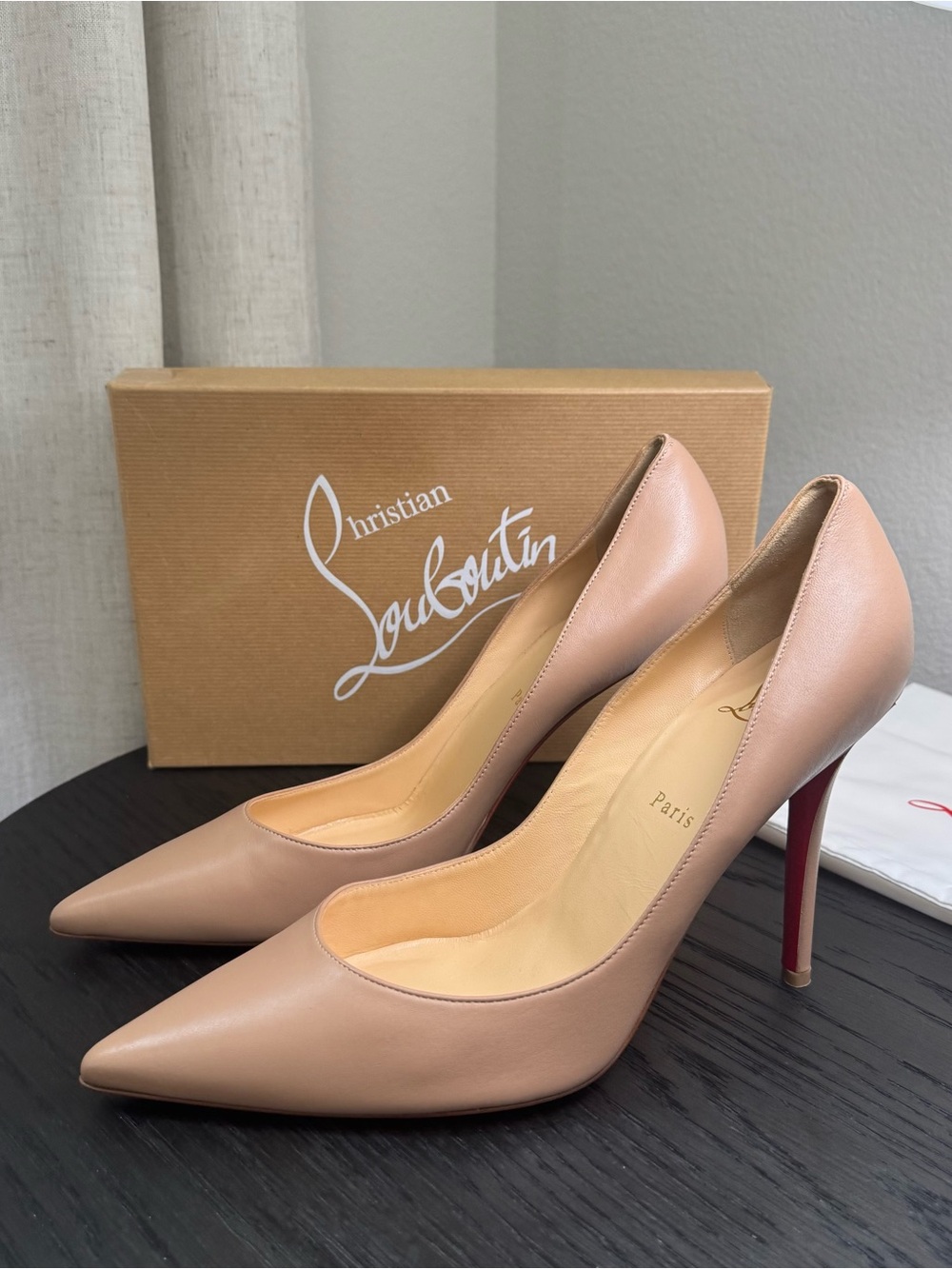 Christian Louboutin Apostrophy 100 Pumps Nappa Nude 42
